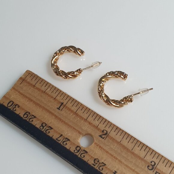 Gold Tone Twisted Hoop Earrings Textured Metal Post Mom Gift Classic Daily - Picture 3 of 3